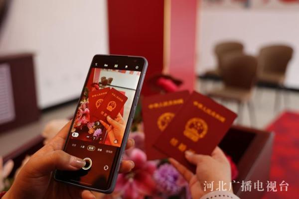 领结婚证的好日子 2025年领证吉日查询